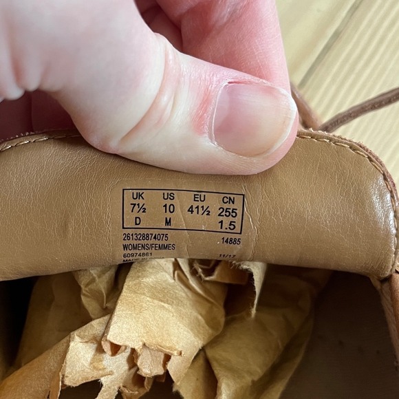 Clarks Collection Tan Leather Driving Moccasins Loafers Womens 10 Casual Preppy - Picture 8 of 8